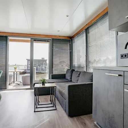 Houseboat Havenlodge For 4 Persons 샬레 *