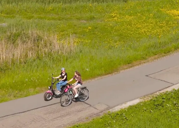 Chalet Houseboat Havenlodge For 4 Persons