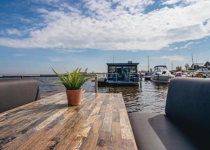 Houseboat Havenlodge For 4 Persons